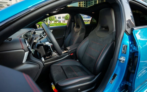 Mercedes CLA200 (Blue), 2026