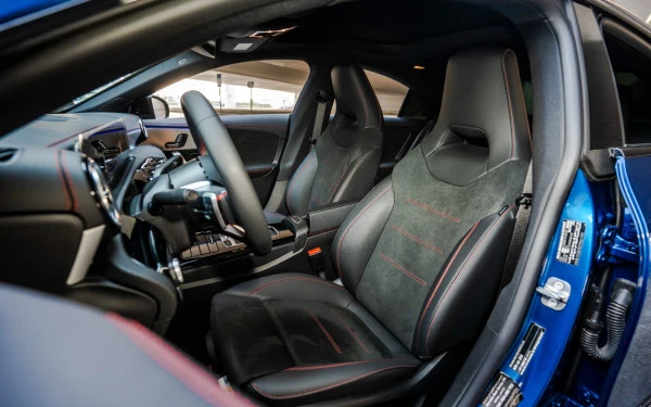 Mercedes CLA200 (Blue), 2026