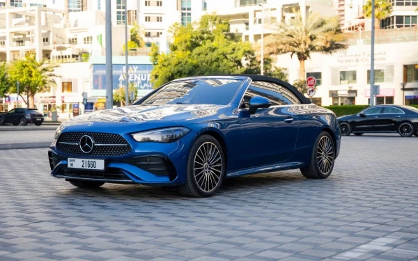 Mercedes CLE 200 AMG cabriolet/convertible (Bleue), 2024