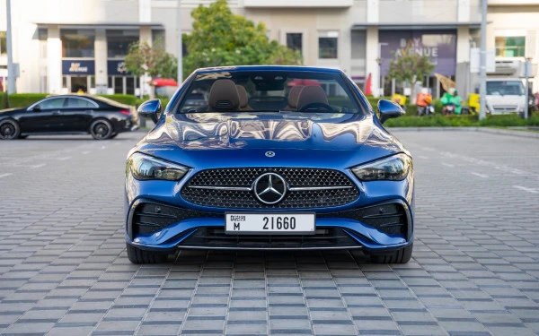 Mercedes CLE 200 AMG cabriolet/convertible (Bleue), 2024