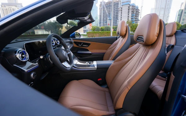 Mercedes CLE 200 AMG cabriolet/convertible (Bleue), 2024