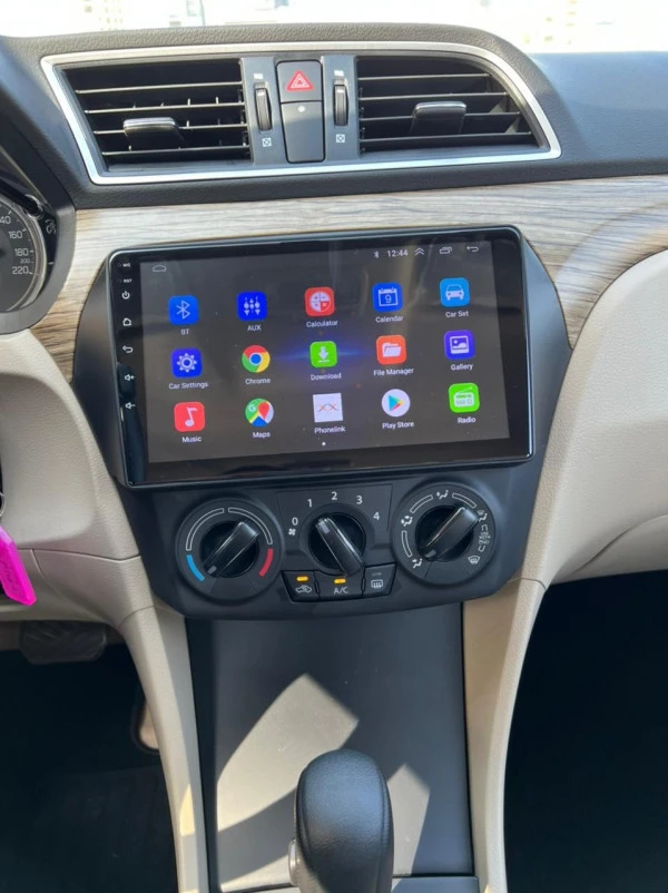 Suzuki Ciaz (Grigio), 2023