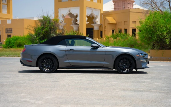 Ford Mustang cabrio (Dark Grey), 2023