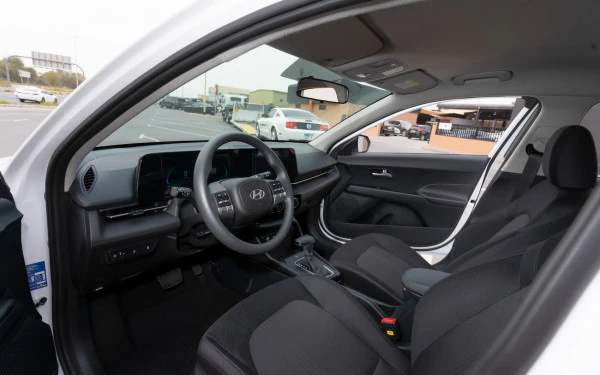Hyundai Accent (White), 2024
