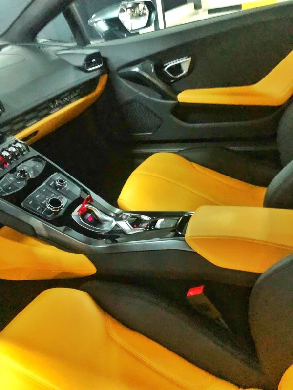 Lamborghini Huracan (Dark Grey), 2018