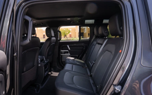 Range Rover Defender (Dunkelgrau), 2022