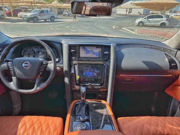 Nissan Patrol V6 (Oro), 2020