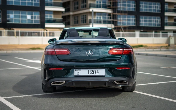 Mercedes E200 Cabrio (Green), 2022