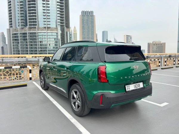 Mini Countryman (Green), 2026
