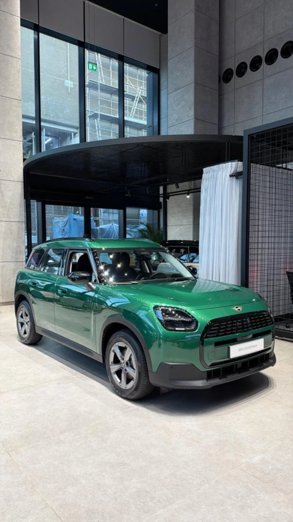 Mini Countryman (Green), 2026