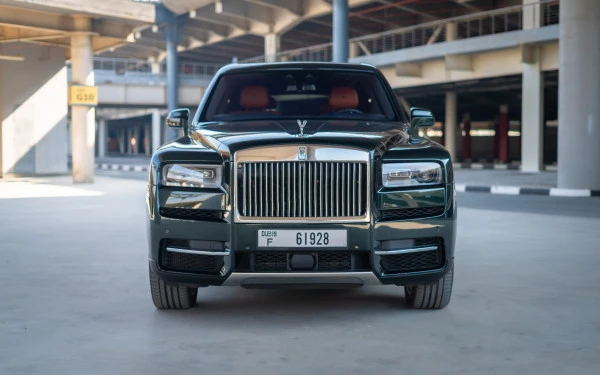 Rolls Royce Cullinan (Green), 2021