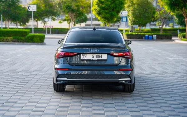 أودي A3 (اللون الرمادي), 2025