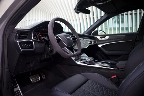 Audi RS6 (Gris), 2021