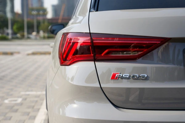 Audi RSQ3 (Grey), 2022