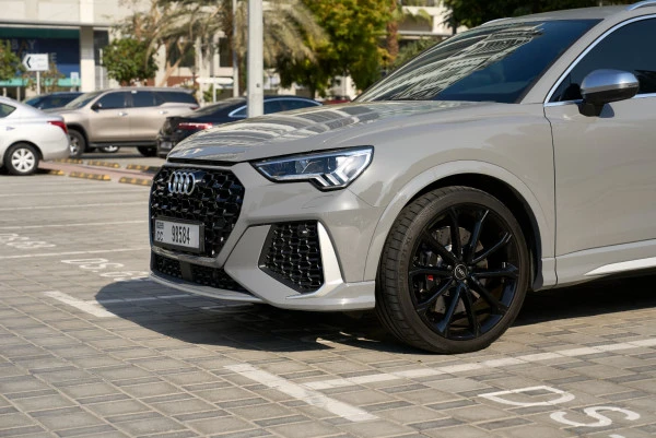 Audi RSQ3 (Grey), 2022