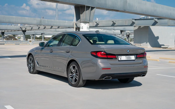 BMW 520i (Grey), 2021