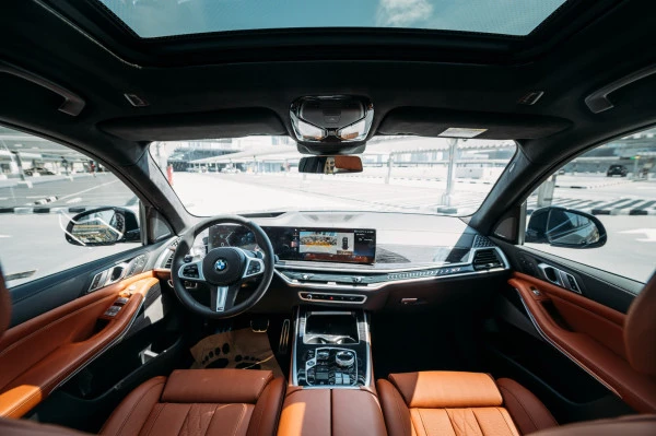 BMW X7 40i (Grey), 2023