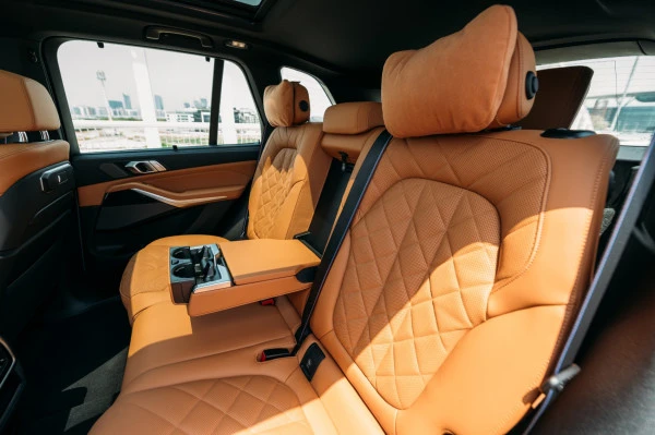 BMW X5 (Grigio), 2024