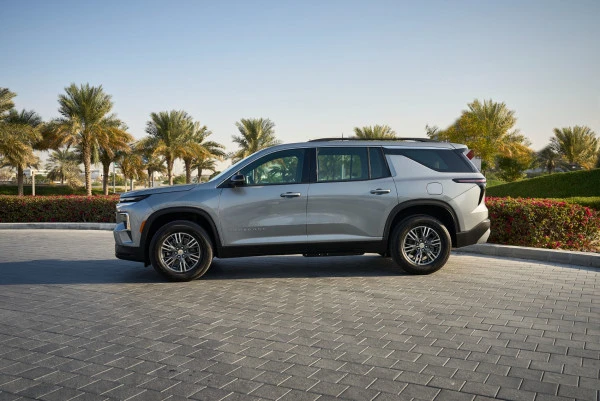 Chevrolet Traverse (Gris), 2025