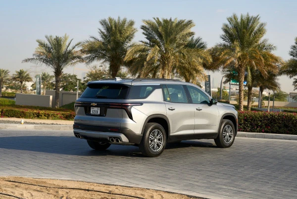 Chevrolet Traverse (Gris), 2025
