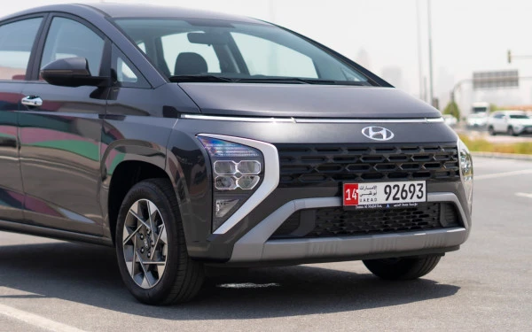 Hyundai Stargazer (Grigio), 2024