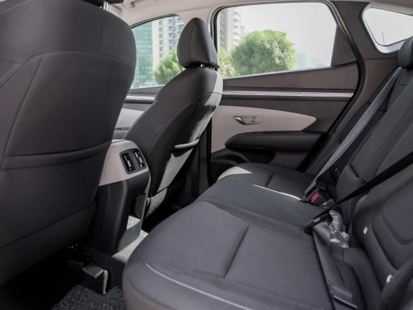 Hyundai Tucson (Grau), 2023