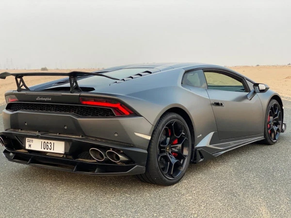 Lamborghini Huracan (Grey), 2018