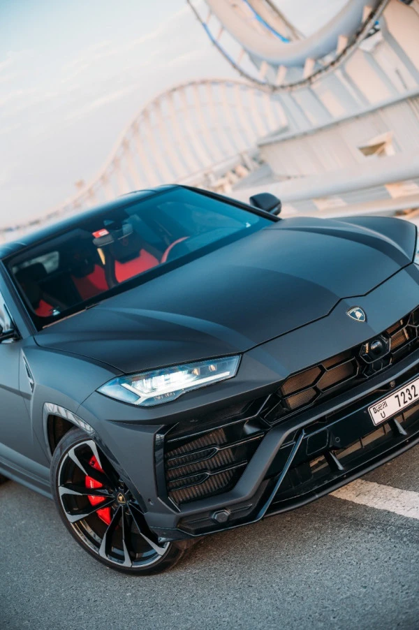 Lamborghini Urus (Black), 2021