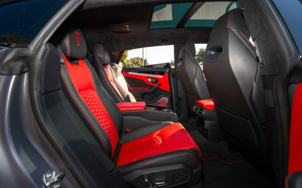 Lamborghini Urus (Grey), 2022