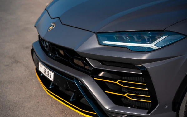 Lamborghini Urus (Grey), 2022