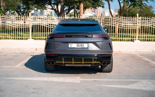 Lamborghini Urus (Grey), 2022
