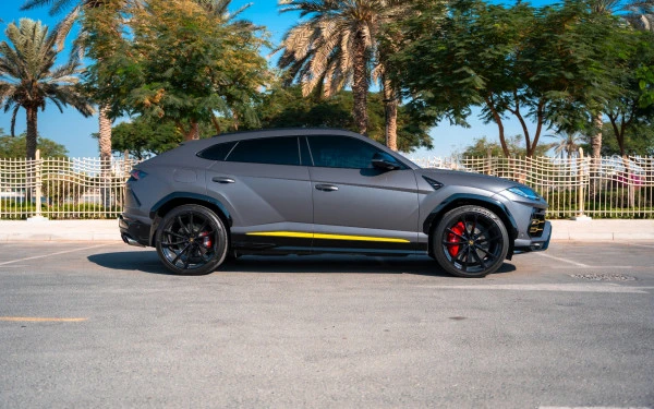 Lamborghini Urus (Grey), 2022