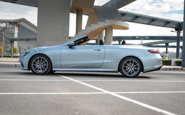 Mercedes E200 Cabrio (Grey), 2022