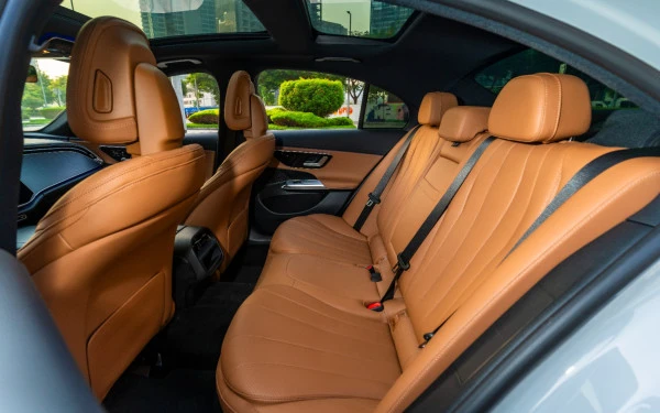 Mercedes E200 (Grey), 2025