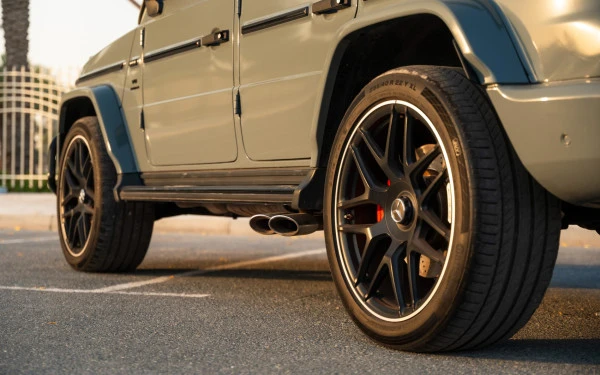 Mercedes G63 AMG (Серый), 2022