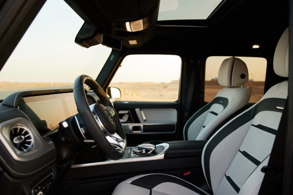 Mercedes G63 AMG (Серый), 2023