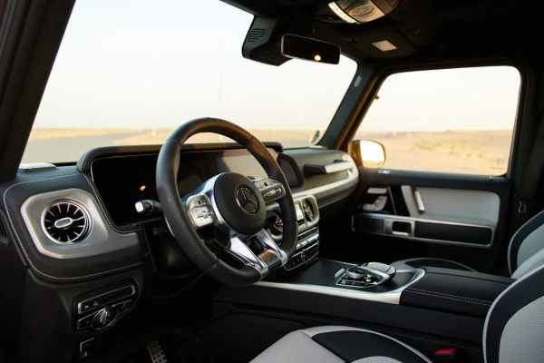 Mercedes G63 AMG (Серый), 2023