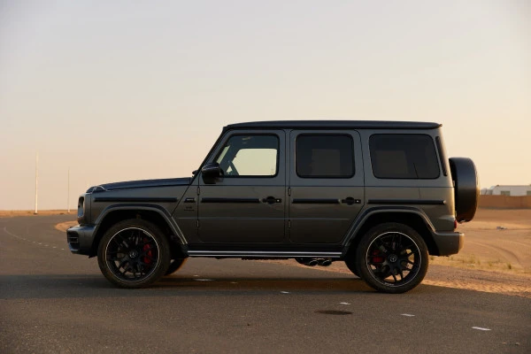 Mercedes G63 AMG (Серый), 2023