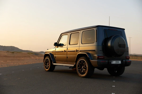 Mercedes G63 AMG (Серый), 2023