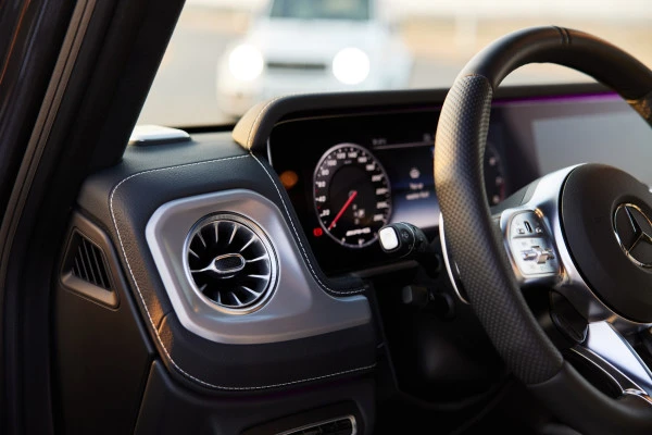 Mercedes G63 AMG (Серый), 2023
