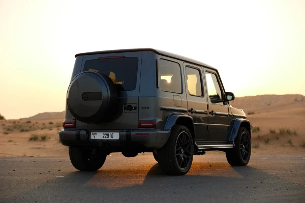 Mercedes G63 AMG (Серый), 2023