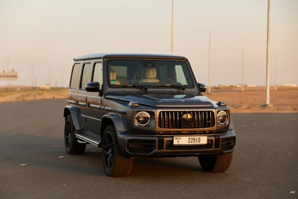 Mercedes G63 AMG (Серый), 2023