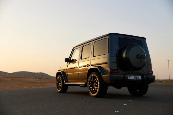 Mercedes G63 AMG (Серый), 2023