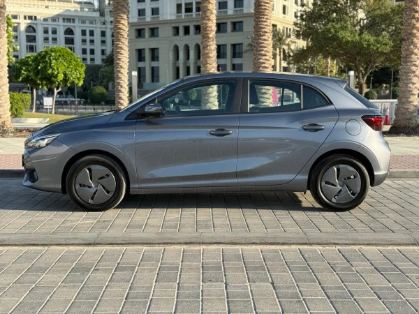 MG3 (Grigio), 2025