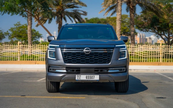 Nissan Patrol Platinum V6 (Grigio), 2025
