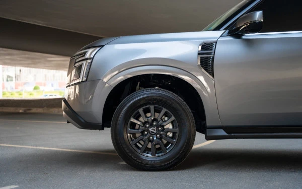 Nissan Patrol Platinum V6 (Grigio), 2026
