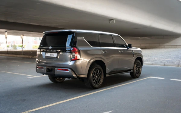 Nissan Patrol Platinum V6 (Grigio), 2026