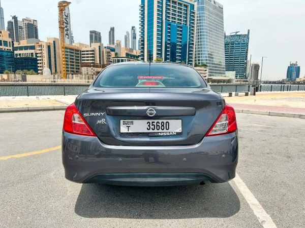 Nissan Sunny (Серый), 2022