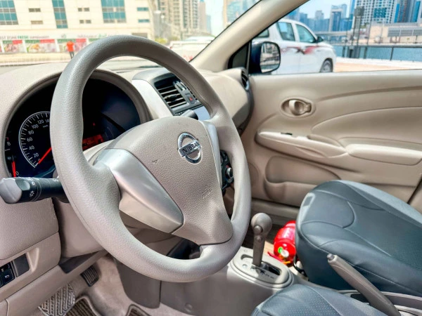 Nissan Sunny (Серый), 2022