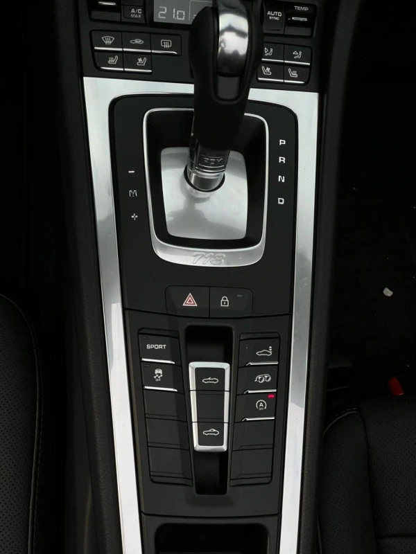 Porsche 911 / Carrera (Grigio), 2025
